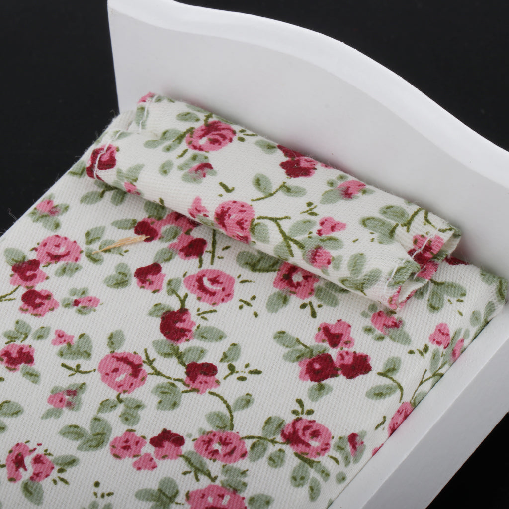 Red Single Bed I8621