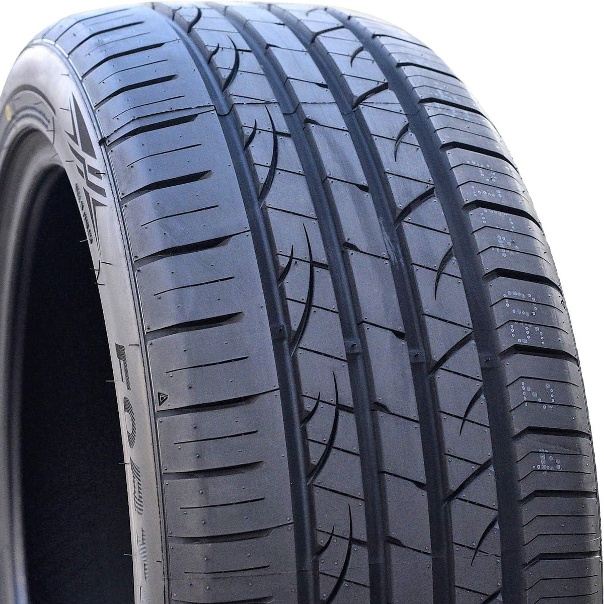 255/35ZR19 96Y XL High Performance Tire C191