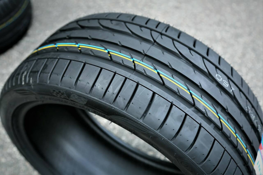 255/35ZR19 96Y XL All Season Performance Tires I97175