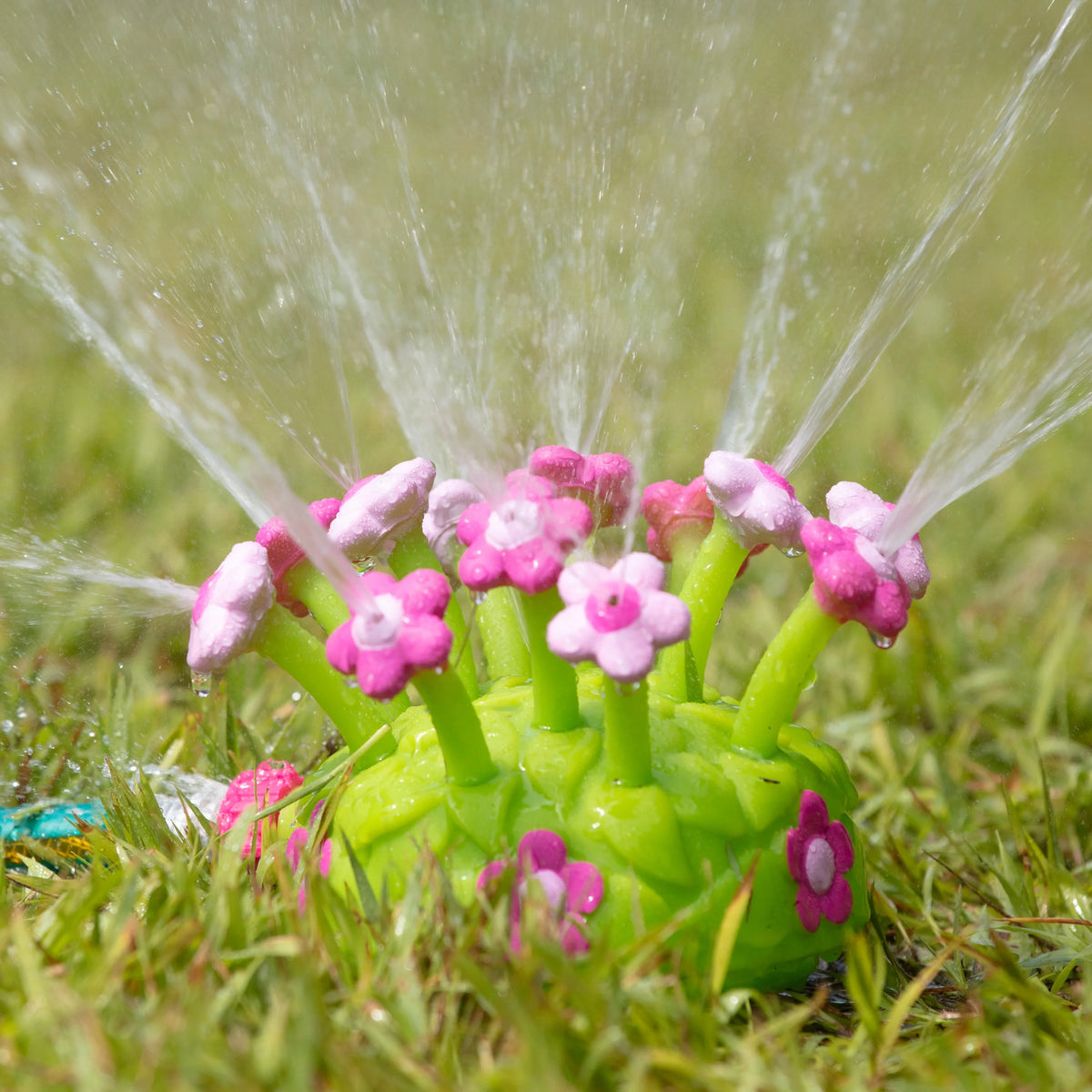 Flower Sprinkler Toy With Hose Attachment V578