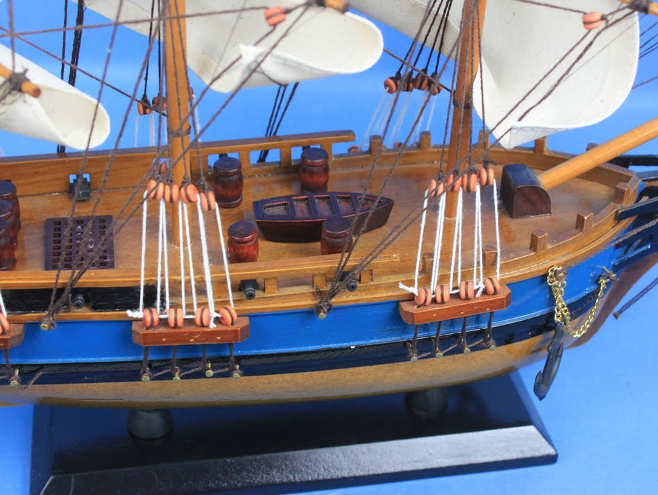Wooden HMS Bounty Tall Model Ship E922728