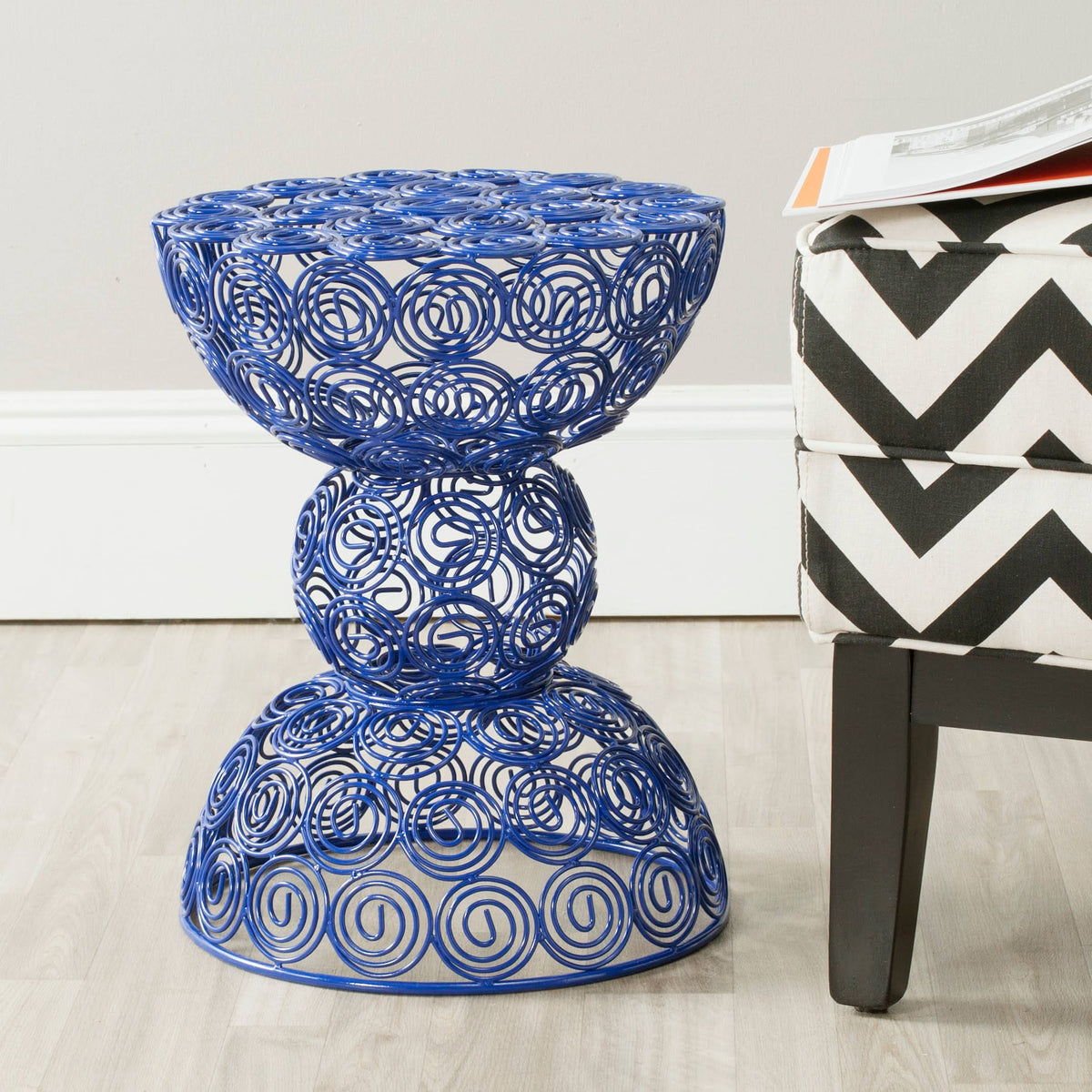 Dark Blue Iron Wire Stool K972783