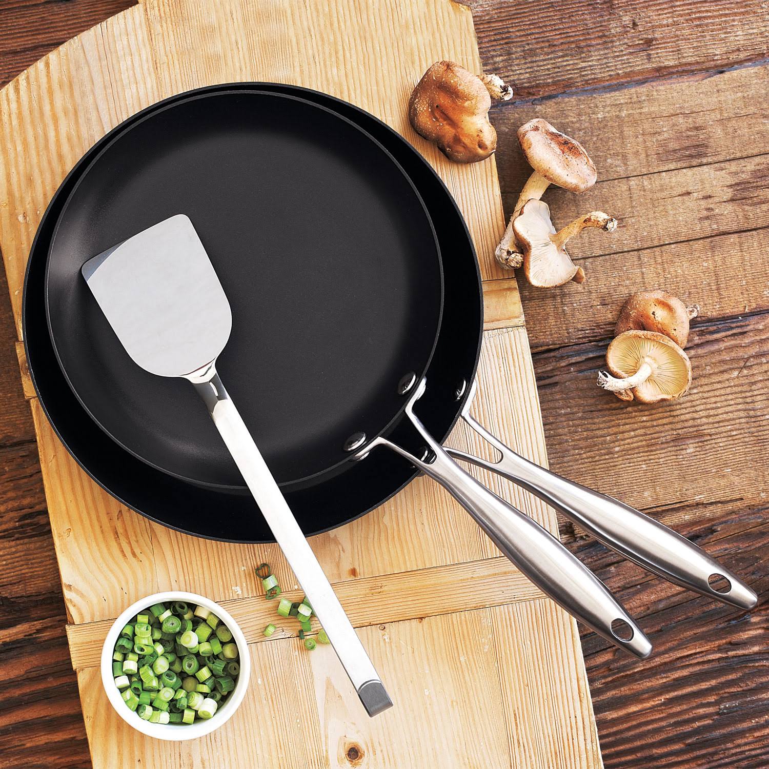 2 Piece Fry Pan Set Y3405
