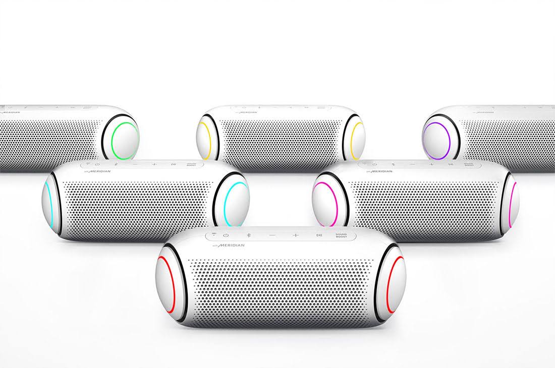 White Portable Bluetooth Speaker I6299