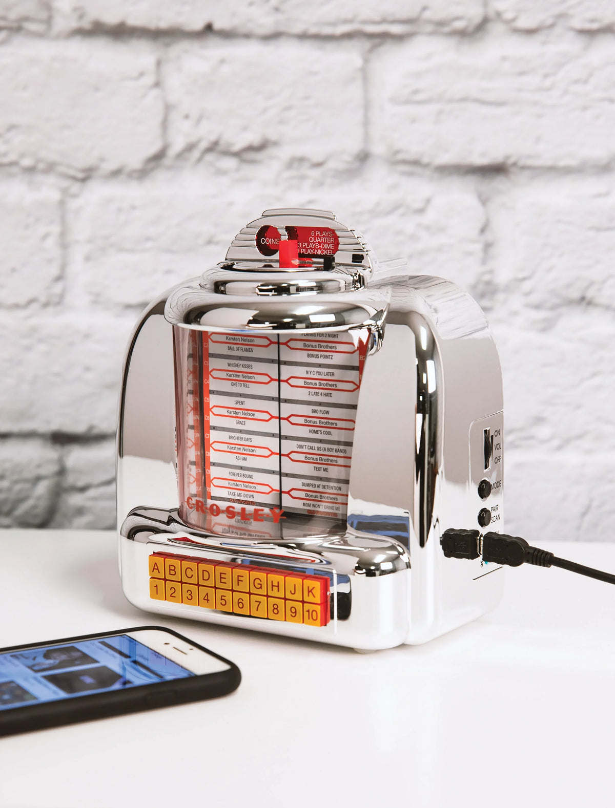 Diner Jukebox FM Radio with Bluetooth S823228