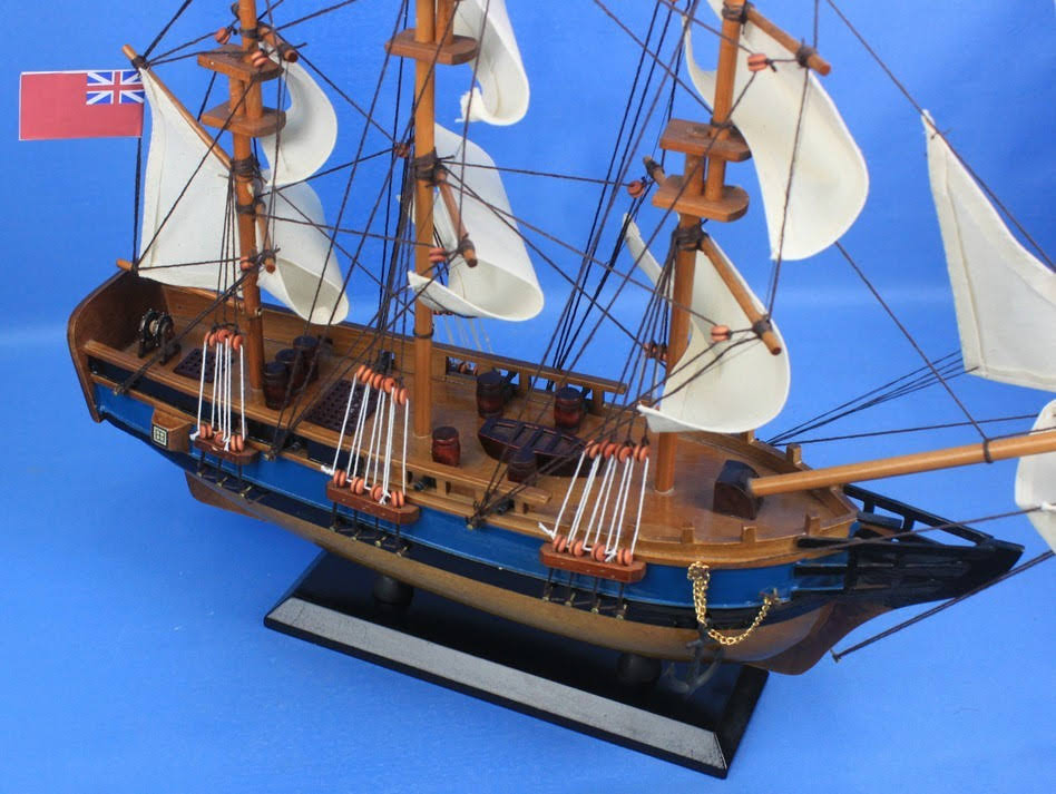 Wooden HMS Bounty Tall Model Ship E922728