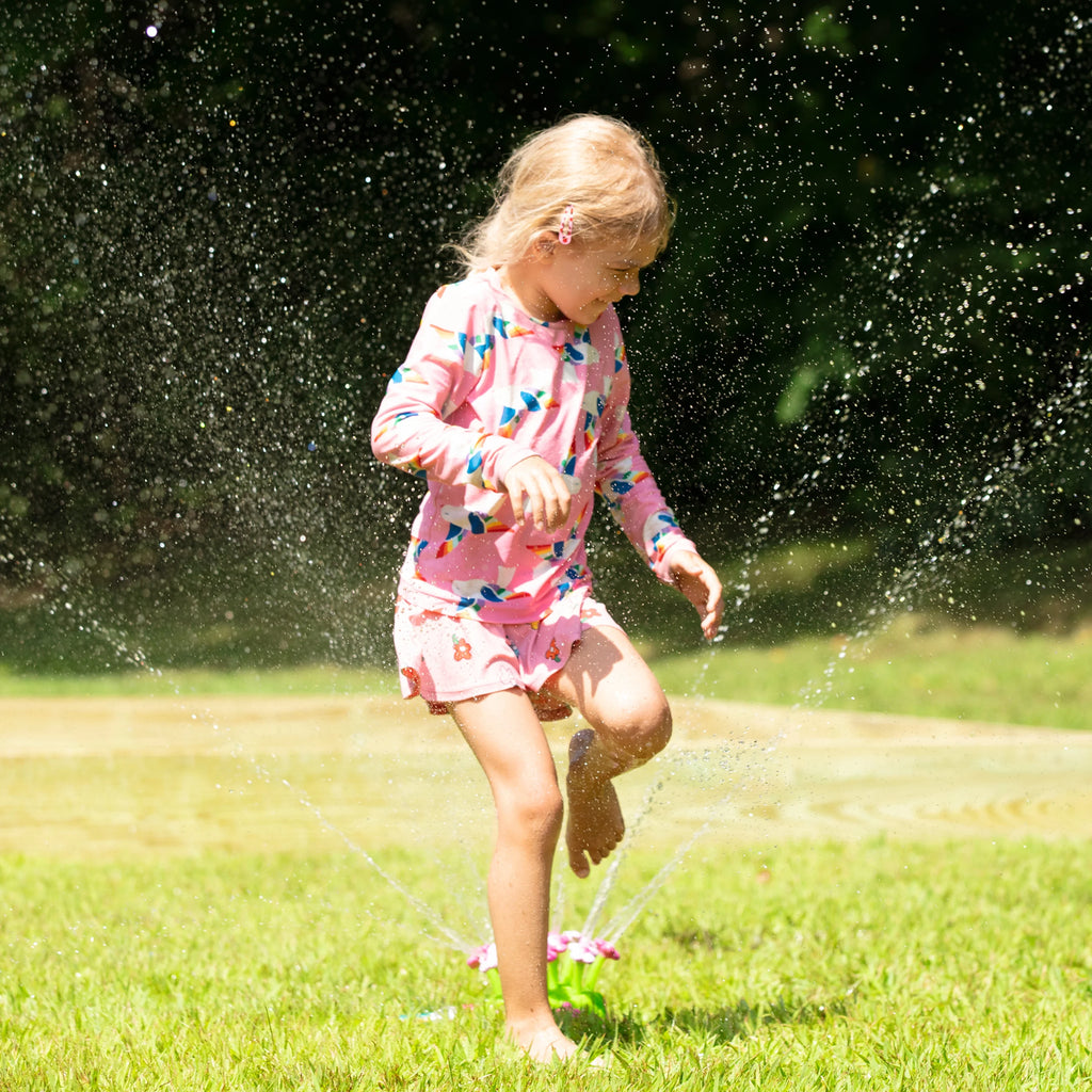 Flower Sprinkler Toy With Hose Attachment V578