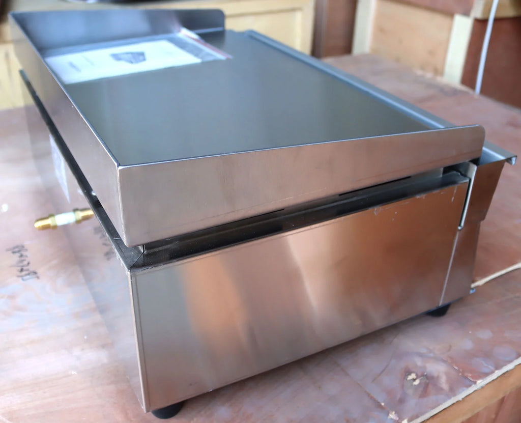 28.94" x 16.14" 2 Burner Propane Countertop Griddle Grill M593